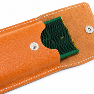 FUNDA PARA ABANICO DE 23 CM CON SOLAPA Y CIERRE BROCHE EN PIEL - CUERO