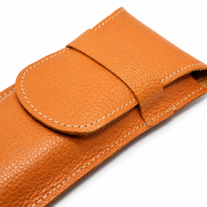 FUNDA PARA ABANICO DE 23 CM CON SOLAPA Y PASADOR EN PIEL - CUERO